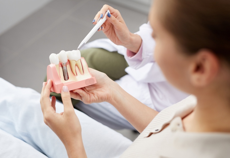 Cosmetic dental consultation on implants in Livonia, MI